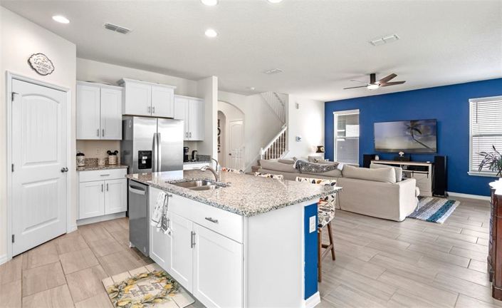 Image No.8-4 Bed House for sale