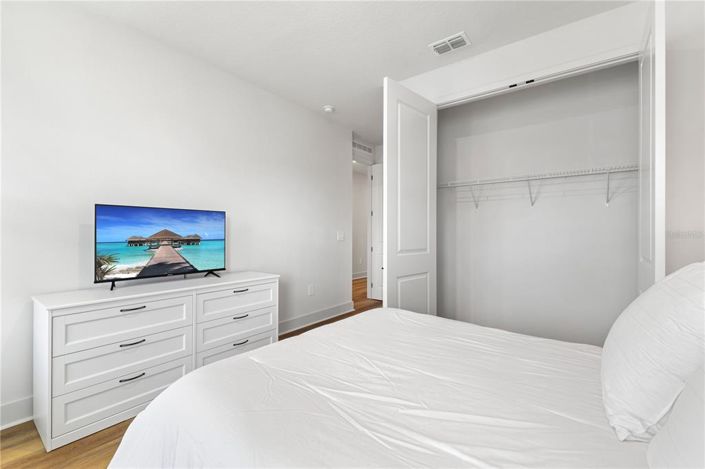 Image No.10-4 Bed House for sale