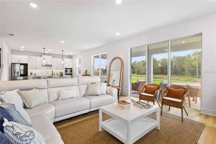 Image No.24-4 Bed House for sale