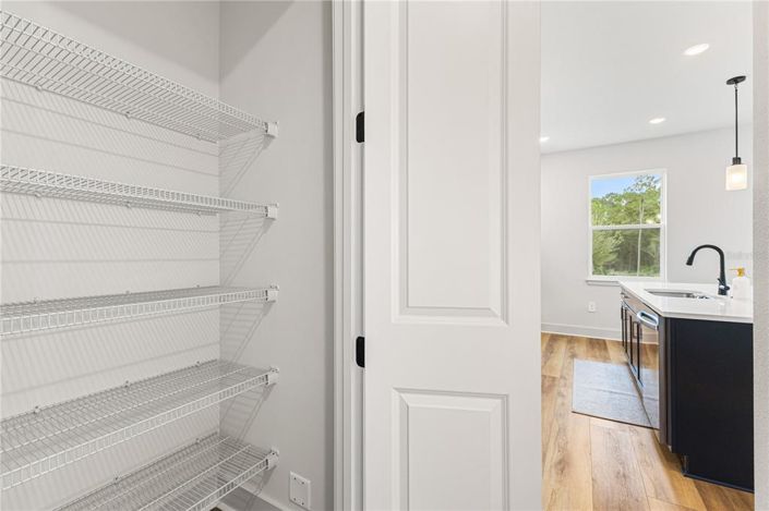 Image No.31-4 Bed House for sale