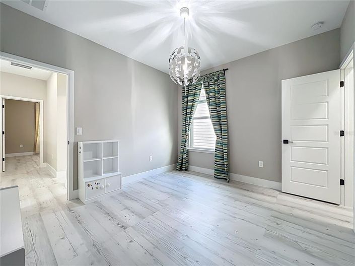 Image No.37-4 Bed House for sale