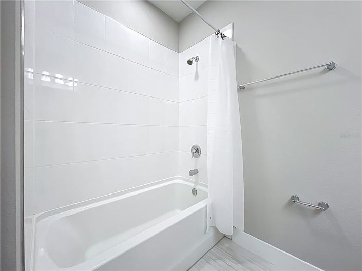 Image No.44-4 Bed House for sale