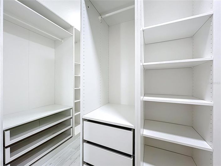 Image No.59-4 Bed House for sale