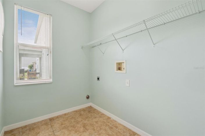 Image No.20-5 Bed House for sale