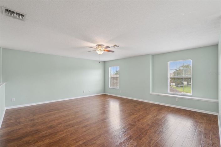 Image No.23-5 Bed House for sale