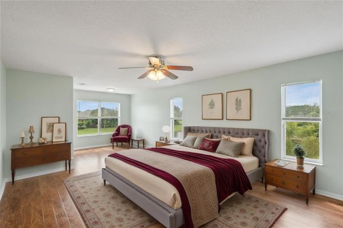 Image No.36-5 Bed House for sale