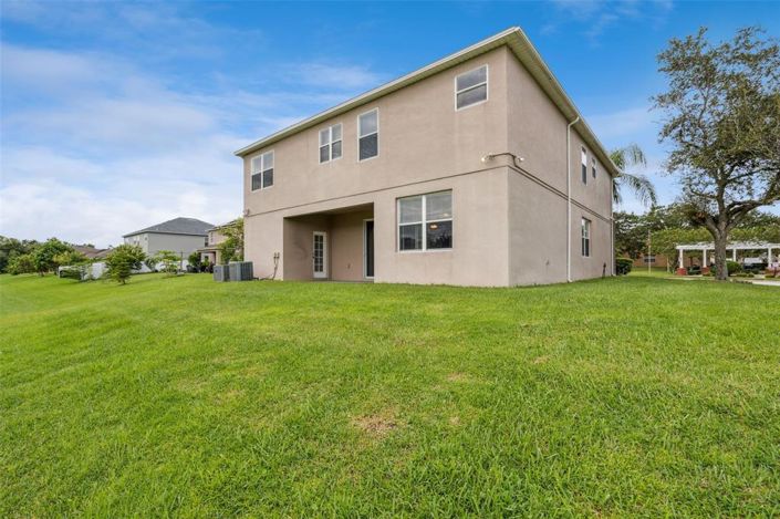 Image No.45-5 Bed House for sale