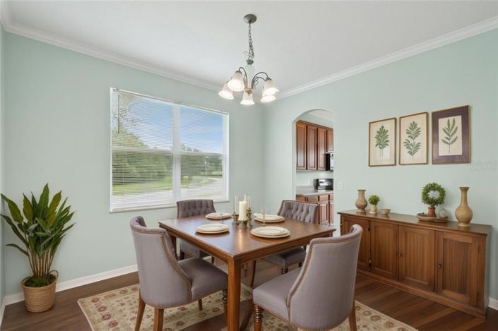 Image No.7-5 Bed House for sale