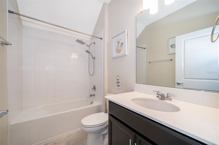 Image No.17-4 Bed House for sale