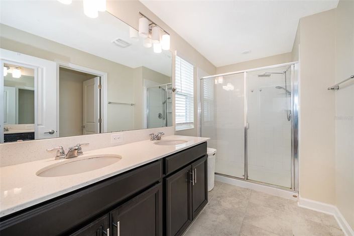 Image No.18-4 Bed House for sale