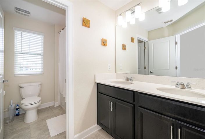 Image No.21-4 Bed House for sale