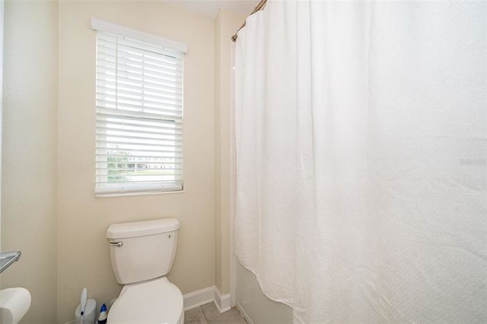 Image No.22-4 Bed House for sale