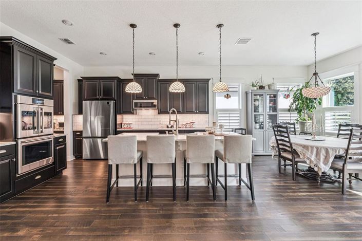 Image No.11-5 Bed House for sale