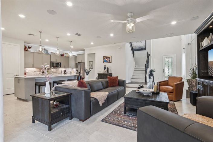 Image No.15-4 Bed House for sale