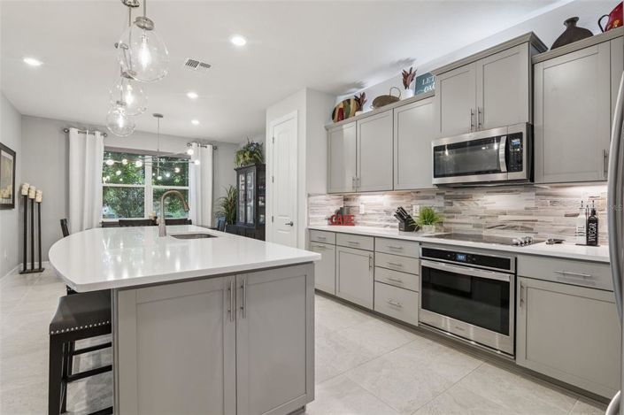 Image No.24-4 Bed House for sale