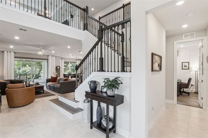 Image No.6-4 Bed House for sale