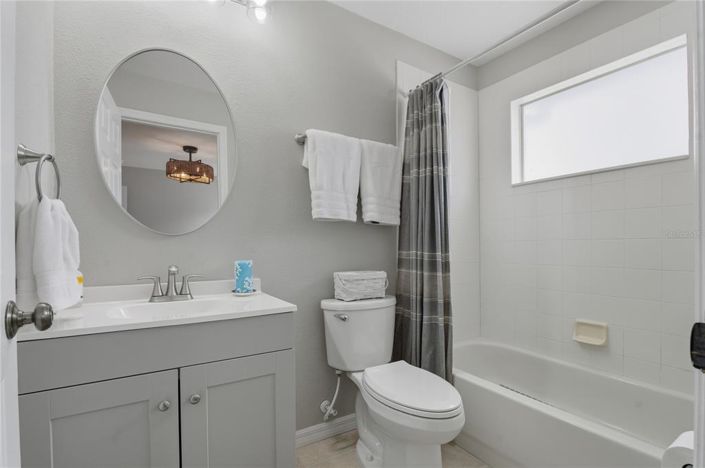 Image No.20-2 Bed Townhouse for sale