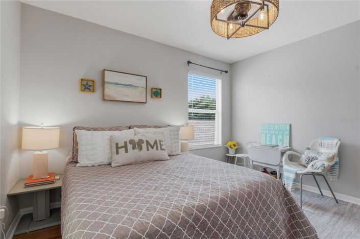 Image No.21-2 Bed Townhouse for sale