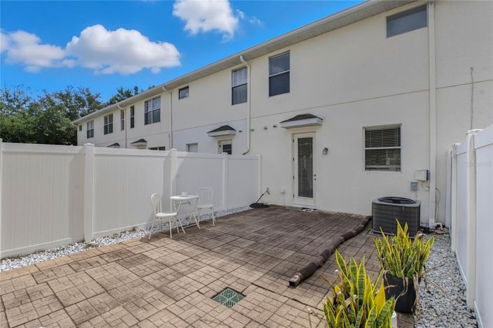 Image No.32-2 Bed Townhouse for sale