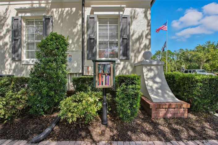 Image No.36-2 Bed Townhouse for sale