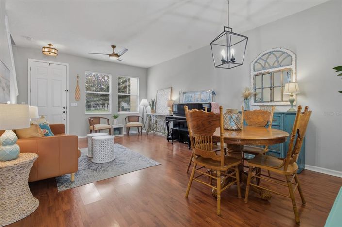 Image No.8-2 Bed Townhouse for sale