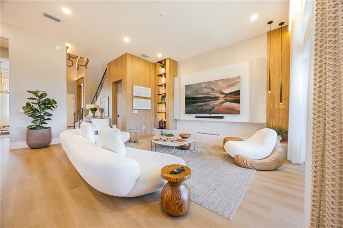 Image No.22-6 Bed House for sale