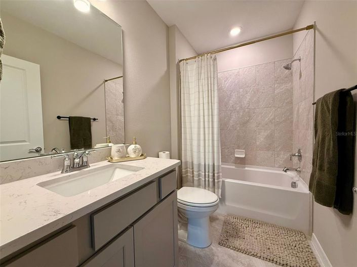 Image No.12-5 Bed House for sale