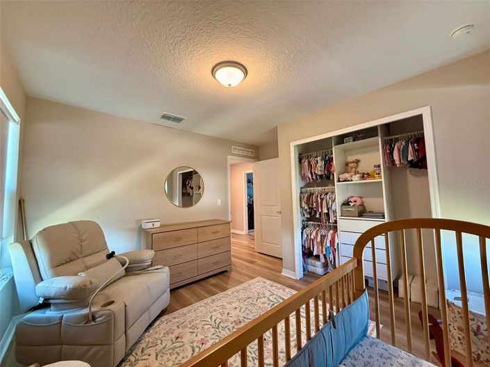 Image No.21-5 Bed House for sale