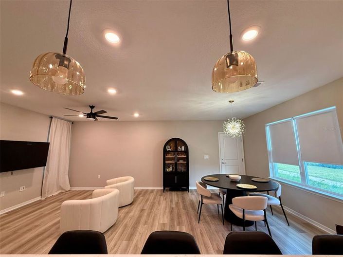 Image No.7-5 Bed House for sale