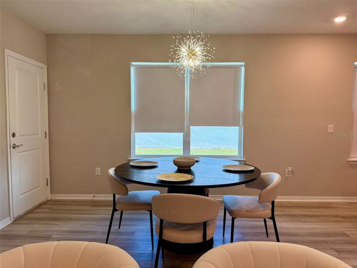 Image No.9-5 Bed House for sale