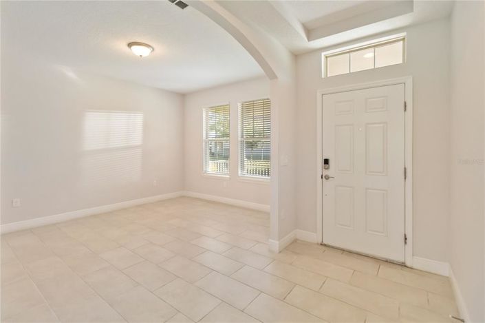 Image No.21-4 Bed House for sale