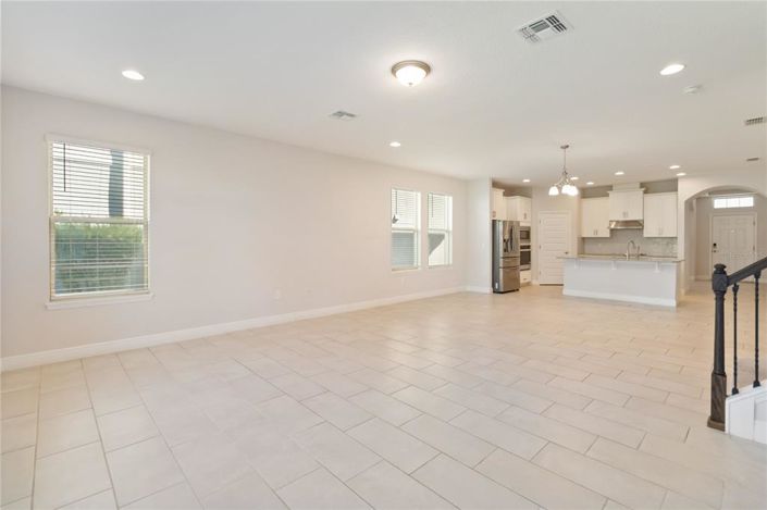 Image No.27-4 Bed House for sale