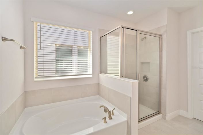 Image No.44-4 Bed House for sale