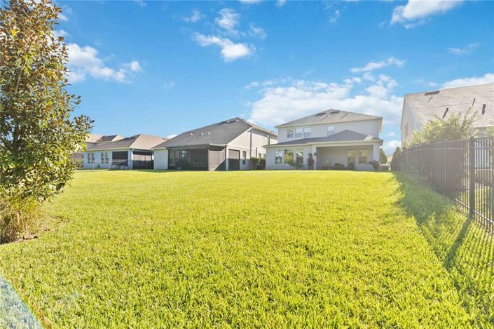 Image No.56-4 Bed House for sale