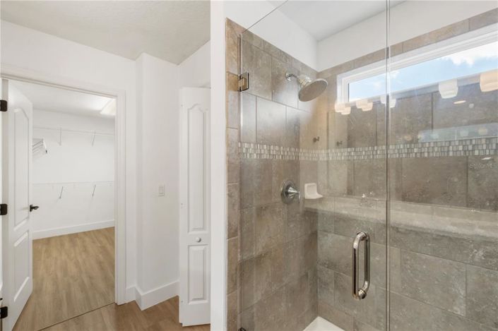 Image No.23-4 Bed House for sale