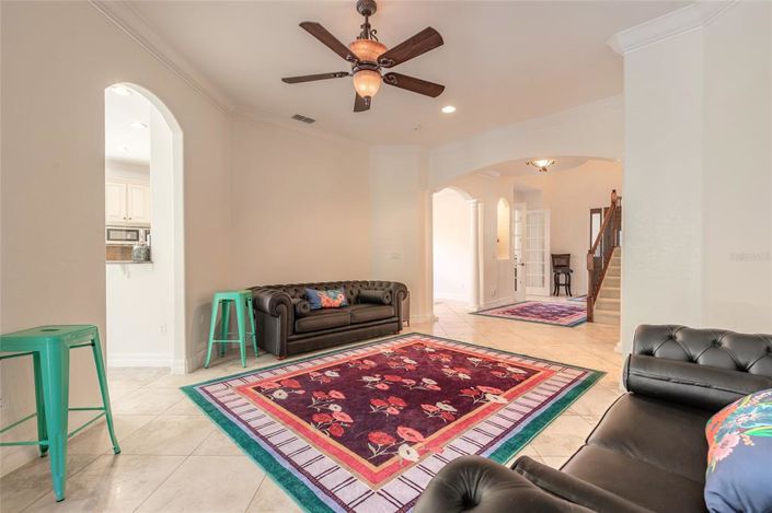 Image No.12-5 Bed House for sale