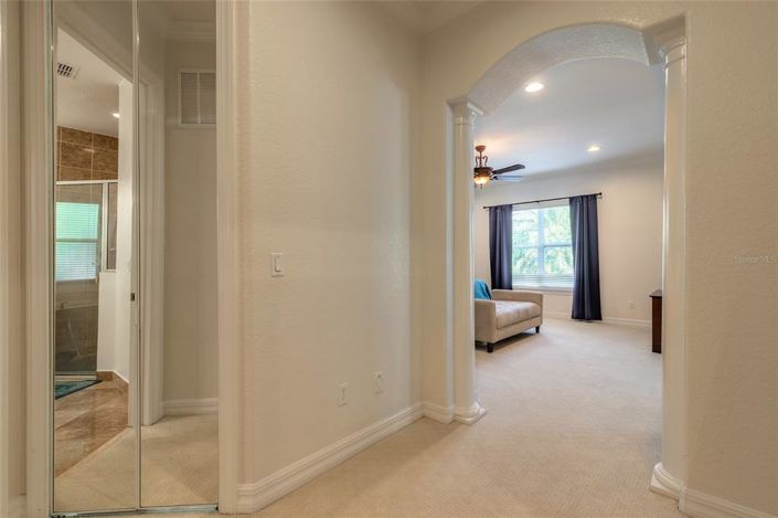 Image No.24-5 Bed House for sale