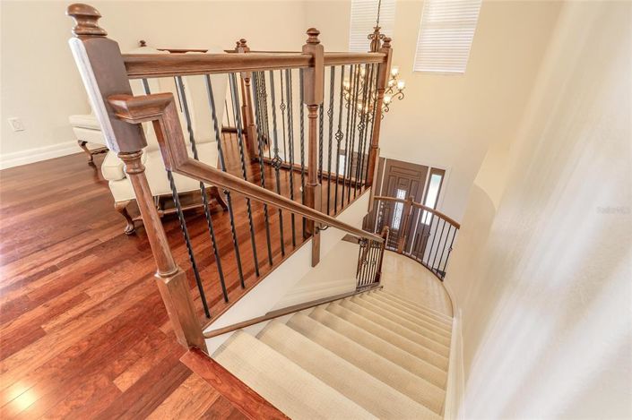 Image No.32-5 Bed House for sale