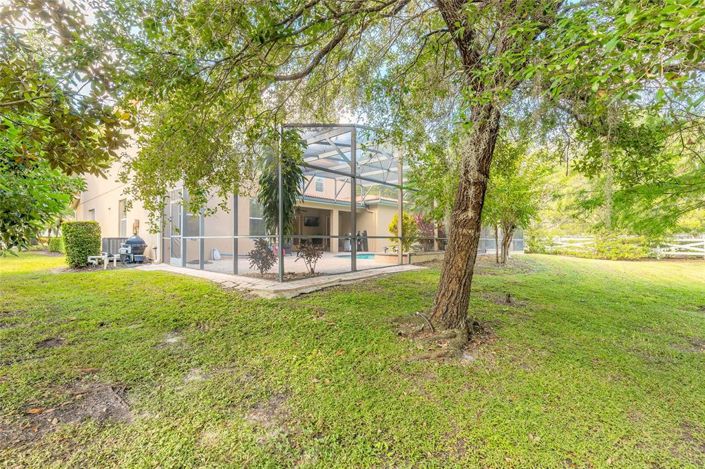 Image No.45-5 Bed House for sale