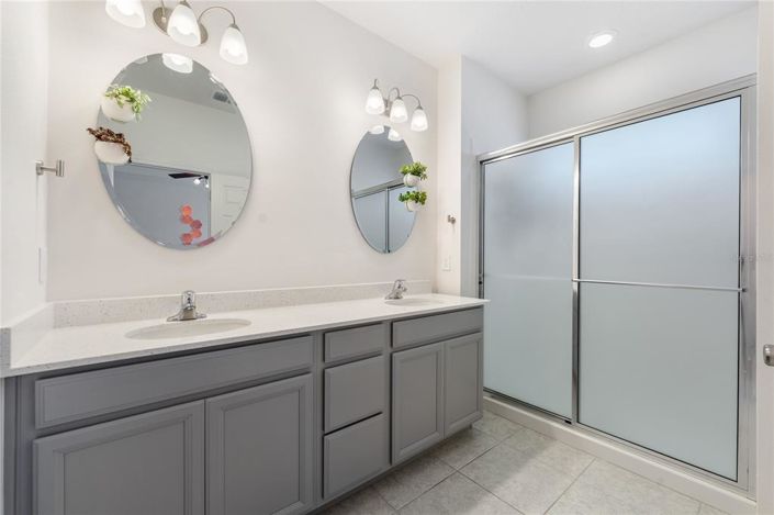 Image No.16-3 Bed Townhouse for sale