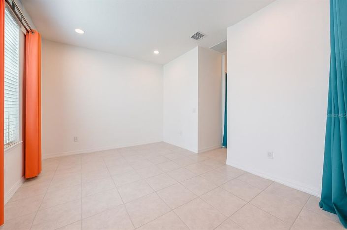 Image No.4-3 Bed Townhouse for sale