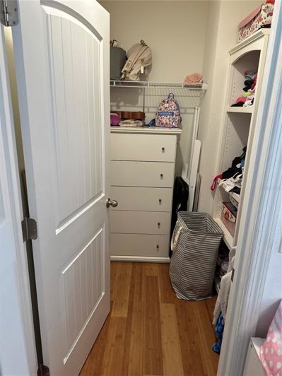 Image No.18-4 Bed House for sale