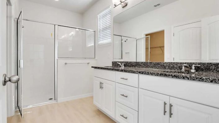 Image No.2-3 Bed House for sale