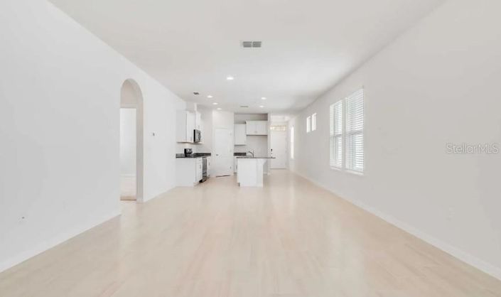 Image No.9-3 Bed House for sale