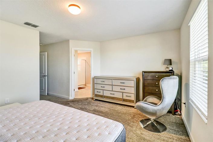 Image No.17-4 Bed House for sale