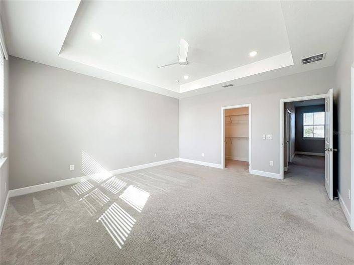 Image No.19-5 Bed House for sale