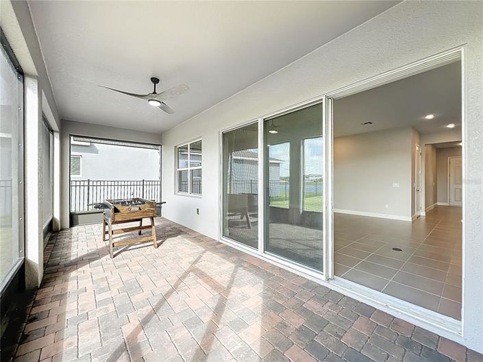 Image No.38-5 Bed House for sale