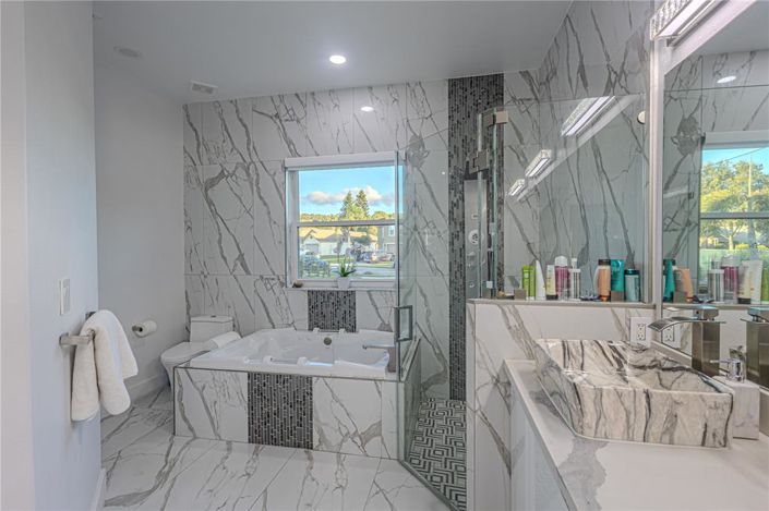 Image No.27-4 Bed House for sale