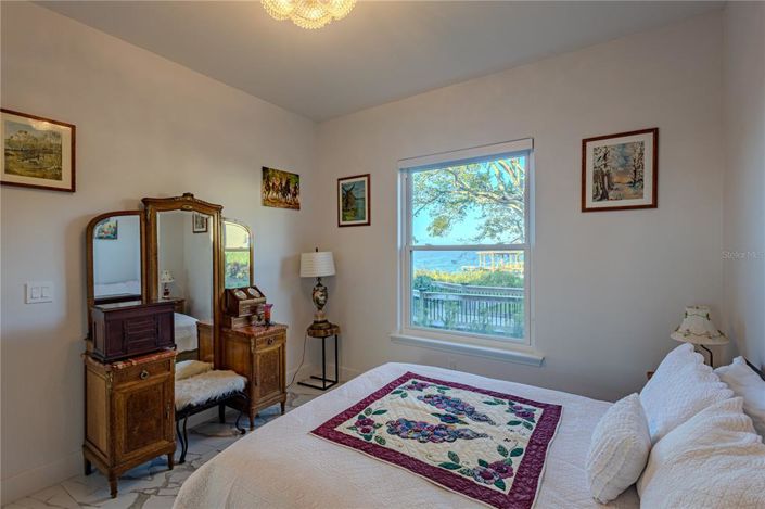 Image No.28-4 Bed House for sale