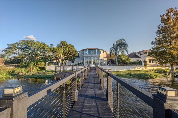 Image No.7-4 Bed House for sale